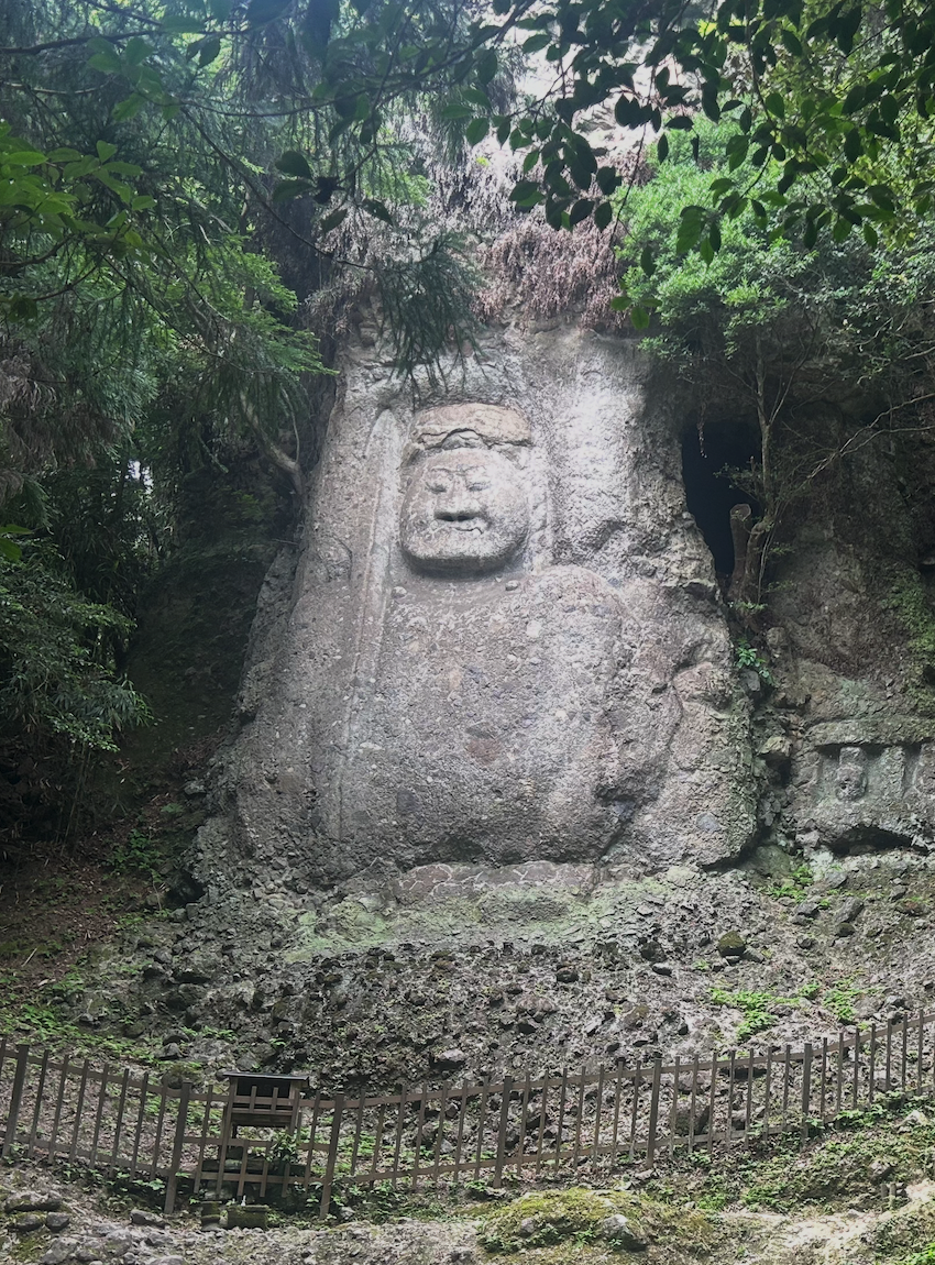 3. Stone Buddhas and Cliff Buddhas